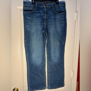 Sonoma Men’s blue jeans Size 38 X 30 Like New, Only worn a few times.
